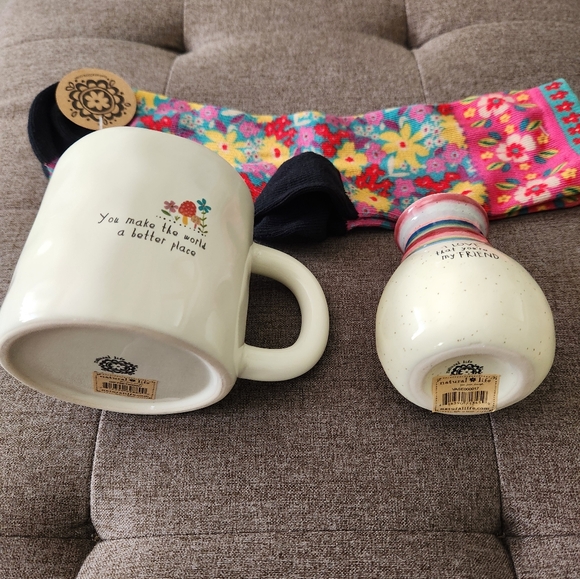 Friend Gift Set - Socks, Mug, Vase - Picture 2 of 5